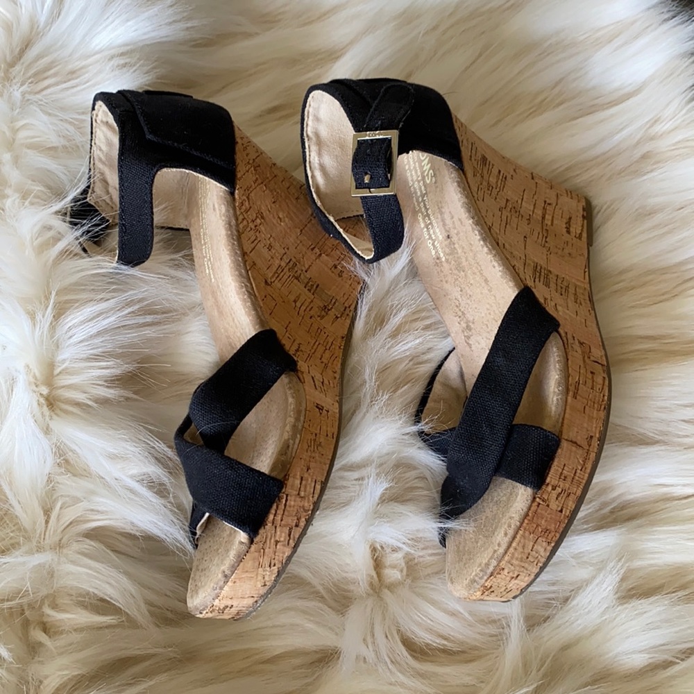 Toms wedges